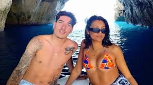 Check spelling or type a new query. Willian Wife Vanessa Martins
