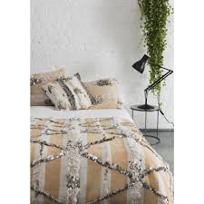 Shop for the best of moroccan blankets from moroccan souk. Vintage Moroccan Wedding Blanket Assia Maud Interiors