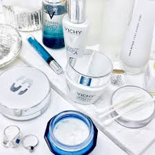 Vichy liftactiv supreme uses a unique day proof technology that allows users to apply it once in the morning for all day support. Vichy Liftactiv Supreme My Deep Freeze Skincare Regimen Beautygeeks