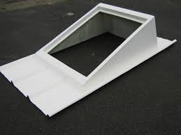 Pose De Velux Sur Bacacier Materiaux Composites Ao Composites Fabricant De Pieces Et Moulesmateriaux Composites Ao Composites Fabricant De Pieces Et Moules