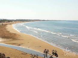 Der goldfarbene, feine sand, das kobaltblaue meer sowie das. Der Strand Von Santa Maria Del Focallo Ragusa Sizilien