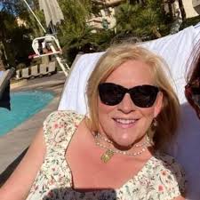 Are all labs like THIS? 😆🤎