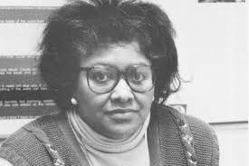 Diane Swann's Instagram, Twitter & Facebook