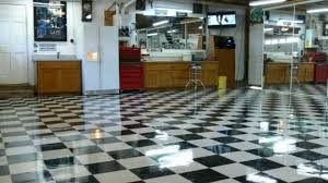 How To Wax Polish And Maintain A Vct Garage Floor Garage Floor Tiles Garage Flooring Options Best Garage Floor Paint