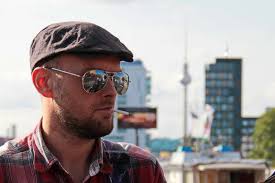 121 singer Gary McKenna performs live at East Side Gallery, East Side Music  Days 2015, Berlin