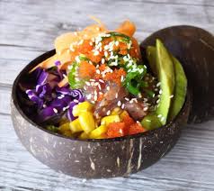 € 15,20 poké bowl thai vegan mix heerlijke combinatie van thai coconut tempeh en vegan bowl. Poke Bowl Served In A Coconut Bowl Tropical Bowl Poke Bowl Bowl