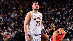 Lakers lose Luka to leg contusion vs. Clippers