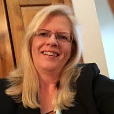 I'm back in Boston! It's all about the collaboration! Showing off a few of  our @colleges_fenway friends here. Looking good @mcphs and @simmonspolice  @massart public safety!