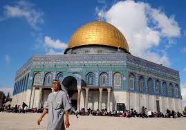 At temple israel, we weave the gifts of our jewish past into the promise of our future. Israel Averts Isis Terror Attack On Temple Mount Nmtv