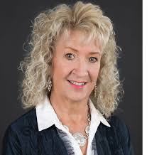 Families fill Meeks Park for Easter celebration