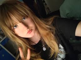 hii guys its me young frances elsner give me ur credit card information so  i can get birth control before its too late : r/ghostandpals