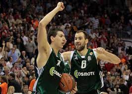 Η αφιξη του θρυλου στο emirates! Basilhs Spanoylhs Panathinaikos Press
