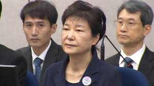 17일 서울 도심에서 열린 '박근혜 탄핵 반대집회'는 여러모로 화제의 대상이었다. Ypcbwmdijt0iam