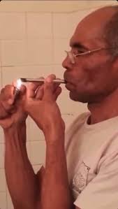 Mf was suppose to be fixing the toilet😡 But Instead He Getting A Fix🤯