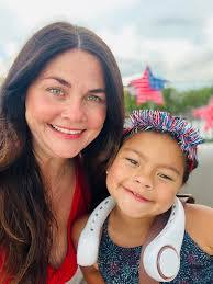 Dianna Moss's Instagram, Twitter & Facebook