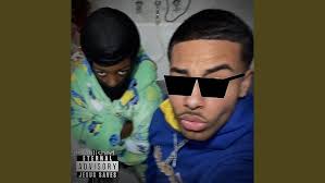 love it when u walk that way