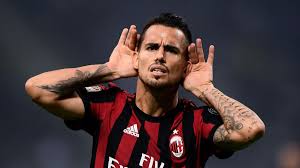 Tottenham will not consider a move for former fiorentina boss gennaro gattuso and will continue searching for a manager. Ac Milan Als Millionengrab Alle Augen Auf Knurrer Gennaro Gattuso Eurosport