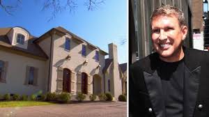 Todd Chrisley S Nashville Home Will Give You Serious House Envy Chrisley Knows Best House Nashville Chrisley Family