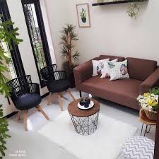 Untuk menyulap ruang tamu menjadi lebih indah, ada beberapa cara yang dapat ditempuh. 12 Cara Hias Ruang Tamu Sempit Agar Nampak Lebih Luas Menarik Ilham Media