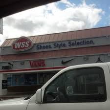 Wss Shoe Stores 6025 Niles St Bakersfield Ca Phone Number Yelp