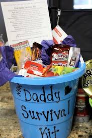 Becoming a dad, whether it's for the first time or the fifth time, is a wonderful event that calls for a unique gift. Fun And Practical Gifts For New Dad Hative