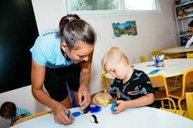 Les vacanciers désirant un camping familial, haut de gamme et à proximité de la mer pourront séjourner au camping 4 étoiles les dinosaures qui se trouve à talmont saint hilaire, non loin des sables d'olonne en vendée. Camping Les Dinosaures Talmont Saint Hilaire En Vendee