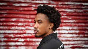 Get all latest news about shaka smart, breaking headlines and top stories, photos university of texas longhorns head basketball coach shaka smart has revealed he is in isolation after testing. Texas Basketball Completes Regular Season Sweep Of Kansas With 75 72 Win