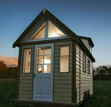 Pin By Jay Paul Johnson On Veddy Interestink Cheap Tiny House Tiny House Cabin Cheap Tiny House Kits