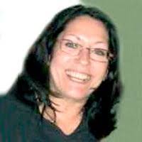 Rose Lenz's Instagram, Twitter & Facebook