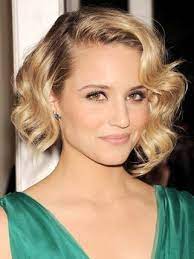 Short Hairstyles Are In Right Now With Celebrities Donning Cute Bobs Or Slicked To The Side Crops Descr Wavy Bob Hairstyles Hair Styles Short Bob Hairstyles