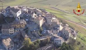 Norcia ha rivissuto i momenti terribili del 1979, quando ci fu un forte terremoto nella città di san il forte terremoto più recente, di magnitudo 5.9, ha colpito norcia nel 1979, altri forti terremoti sono. Nuove Scosse Di Terremoto A Castelluccio Di Norcia Ultima Edizione Eu