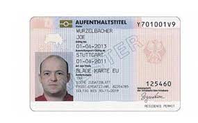 La carte sis (acronyme de système d'information sociale), introduite en belgique en 1998, est une carte à puce au format carte de crédit permettant de justifier des droits du titulaire de la carte (ou de ses ayants droit, mineurs ou conjoint) à la couverture par un organisme de sécurité sociale des dépenses de santé 1, 2. Comment Obtenir Sa Carte Bleue Europeenne Smartphone Id