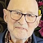 Shirley Jakubowski's Instagram, Twitter & Facebook