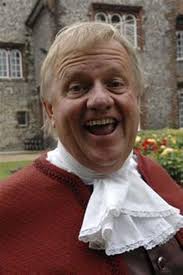 Comedian Dave Lee dies after cancer battle