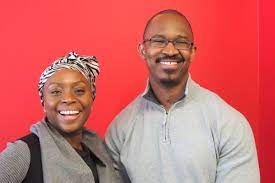 Born 15 september 1977) is a nigerian writer whose works range from novels to short stories to nonfiction. 1a Su Twitter Icymi Chimamanda Ngozi Adichie Joined Us To Talk About Her New Book On Raising Daughters To Be Feminists Https T Co X2ugejtmfy Https T Co Len3u7gdsq