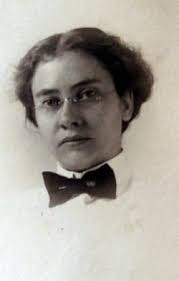 Vida Rose's Instagram, Twitter & Facebook