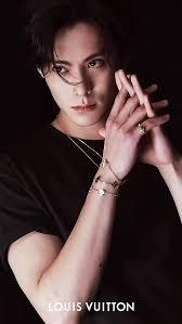 Dylan's friend , Rapper Bridge @bridge0023 posted to his Weibo today about  Dylan the caption reads : (This photo was from last year at the Da Mo Gu  festival) “On the first