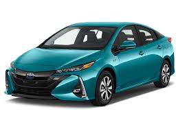 Find information on performance, specs, engine, safety and more. 2018 Toyota Prius Review Ratings Specs Prices And Photos The Car Connection