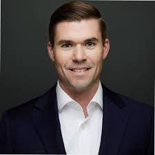 Chris Hinman's Instagram, Twitter & Facebook