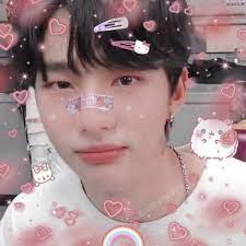 Discover more posts about hyunjin cute. Pin Di 1c0n5