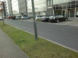 The area's natural beauty can be seen at hofgarten and rheinwiesen, while mitsubishi electric hall and capitol theater are cultural highlights. Parking Space Picture Of Holiday Inn Express Duesseldorf City North Dusseldorf Tripadvisor