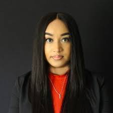 Roxanne Field's Instagram, Twitter & Facebook