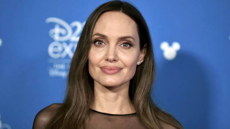 Angelina Jolie tem problemas com higiene (Foto: Reprodução)