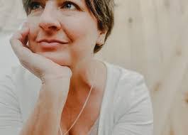 Beth Wyatt's Instagram, Twitter & Facebook