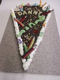zuckertute schultute torte torte einschulung zuckertuten