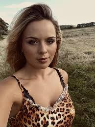 Heidi Bazan's Instagram, Twitter & Facebook