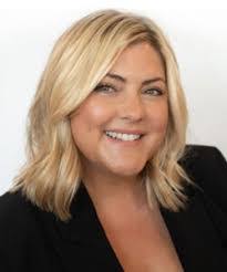 Tracey Turner's Instagram, Twitter & Facebook