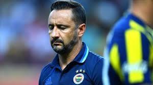 Vítor manuel de oliveira lopes pereira (born 26 july 1968) is a portuguese retired footballer and association football manager, who played as a midfielder. Fenerbahce Appoint Ex Manager Pereira To Coach Senior Team