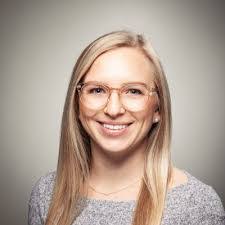 Ashley Jorgensen's Instagram, Twitter & Facebook