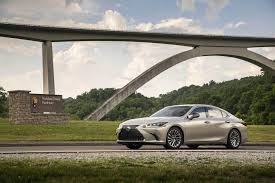 The cheapest lexus car is es (rs. 9 Picture Lexus Es 350 Review 2020 Lexus Es Lexus New Car Wallpaper